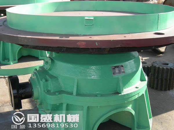 白水泥PZ座式圓盤(pán)給料機(jī) 白水泥PZ座式圓盤(pán)給料機(jī)