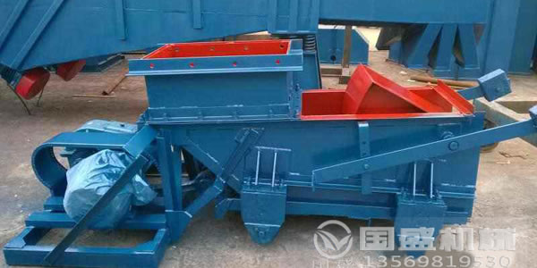 白芨粉K型往復(fù)式給料機 白芨粉K型往復(fù)式給料機