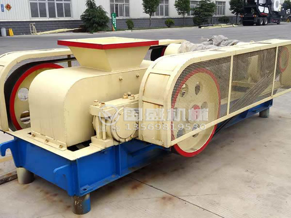 對輥破碎機(jī) 對輥破碎機(jī)