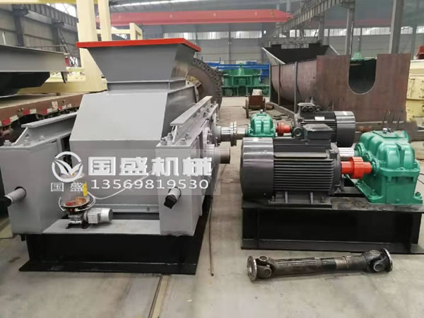 對輥式制砂機(jī) 對輥式制砂機(jī)