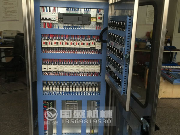 變傾角等厚滾軸篩電氣安裝 變傾角等厚滾軸篩電氣安裝